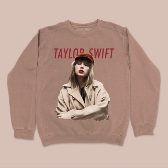 Taylor Swift Sweaters Taylor Swift Limited Edition Red Taylors(02)